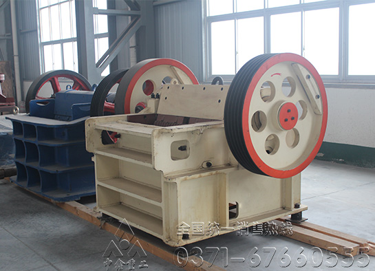 顎式破碎機(jī)